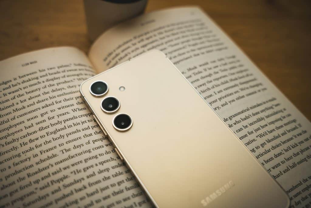 Galaxy S24 javítás a nyugati mellett