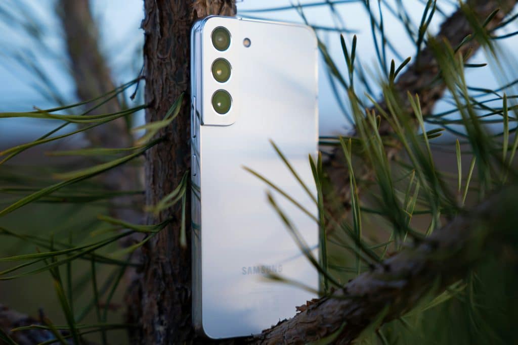 galaxy s22 javítás a nyugati mellett
